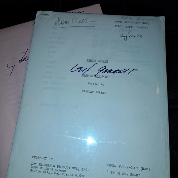 2 Well Preserved scripts from Family Affair -by Stanley Roberts & Elroy Schwartz - Picture 9 of 10